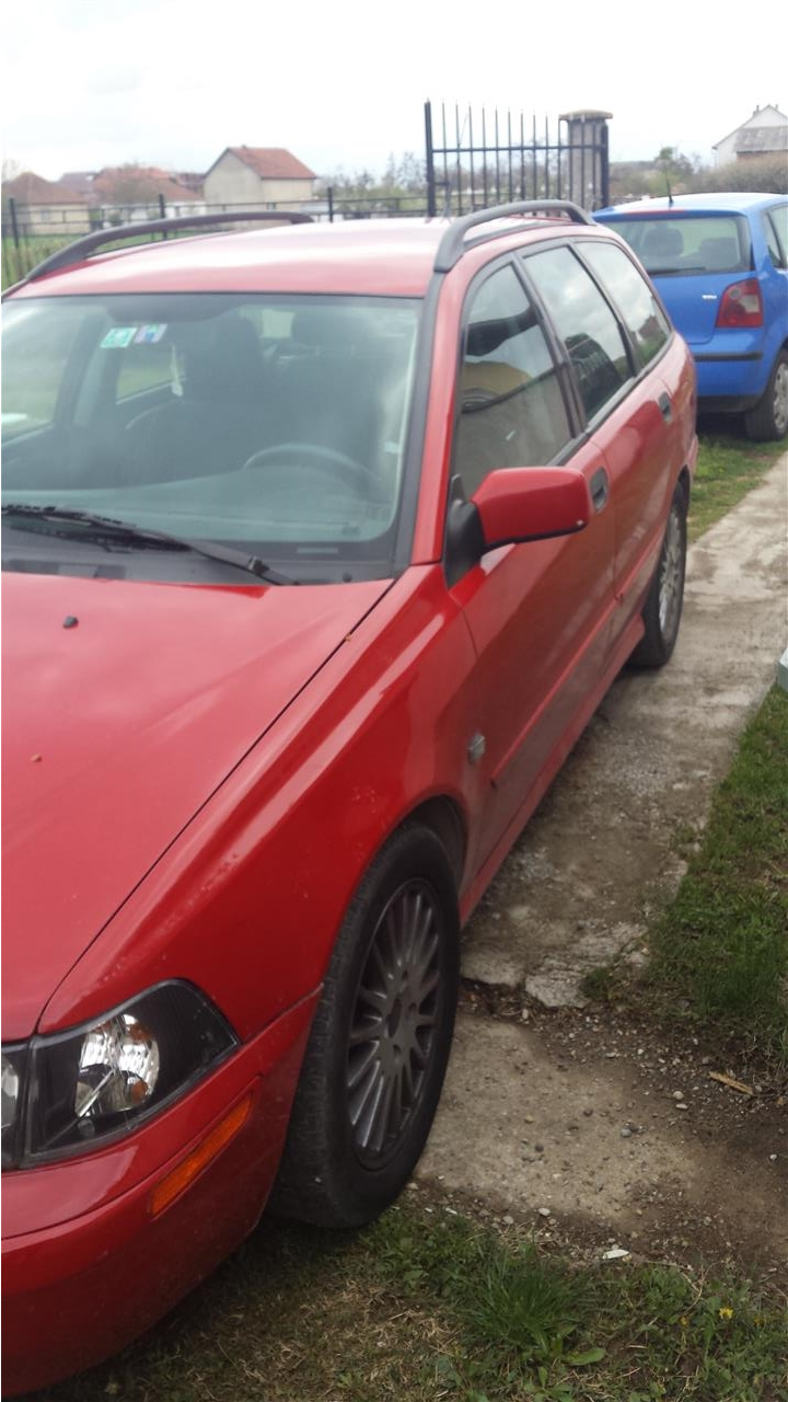 Volvo-V40