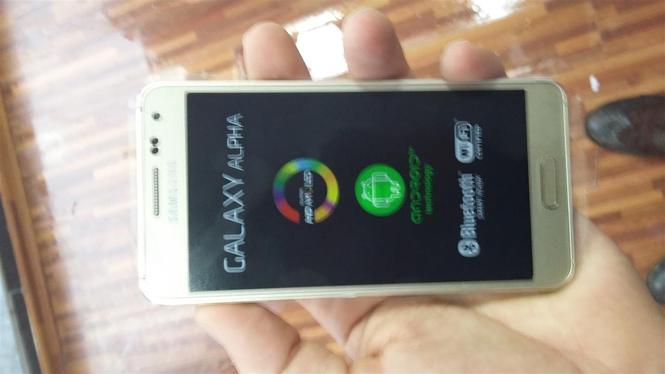 SAMSUNG ALPHA I RI LIVEDEMO