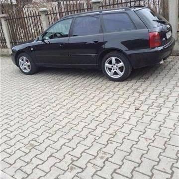 Shes-audi-a4
