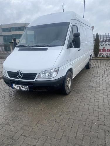 Mercedes sprinter