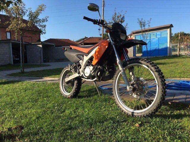 Motor-cros