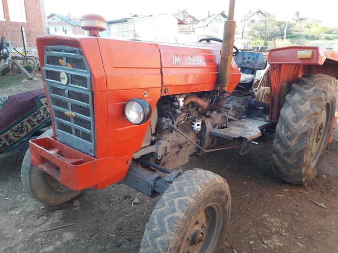 Traktor imt 