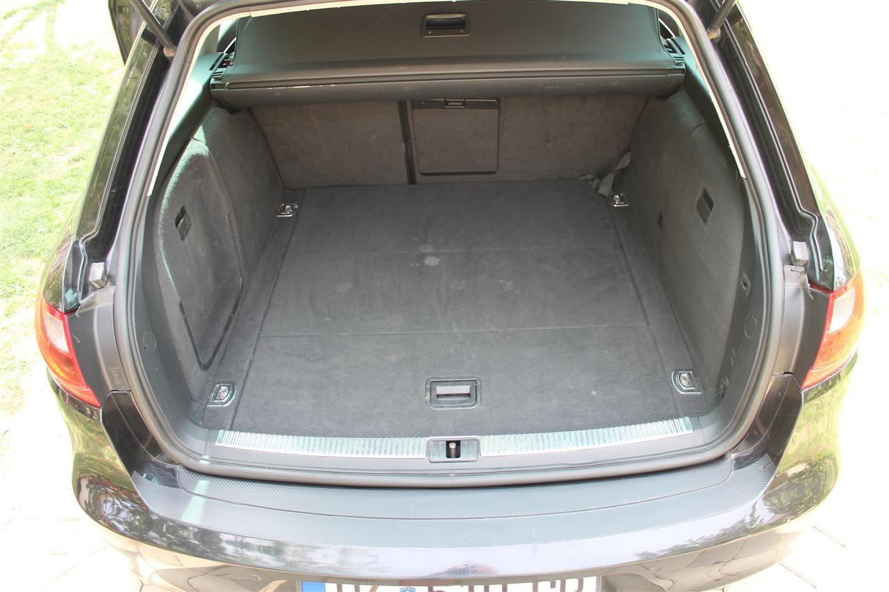 Seat-Exeo-2011