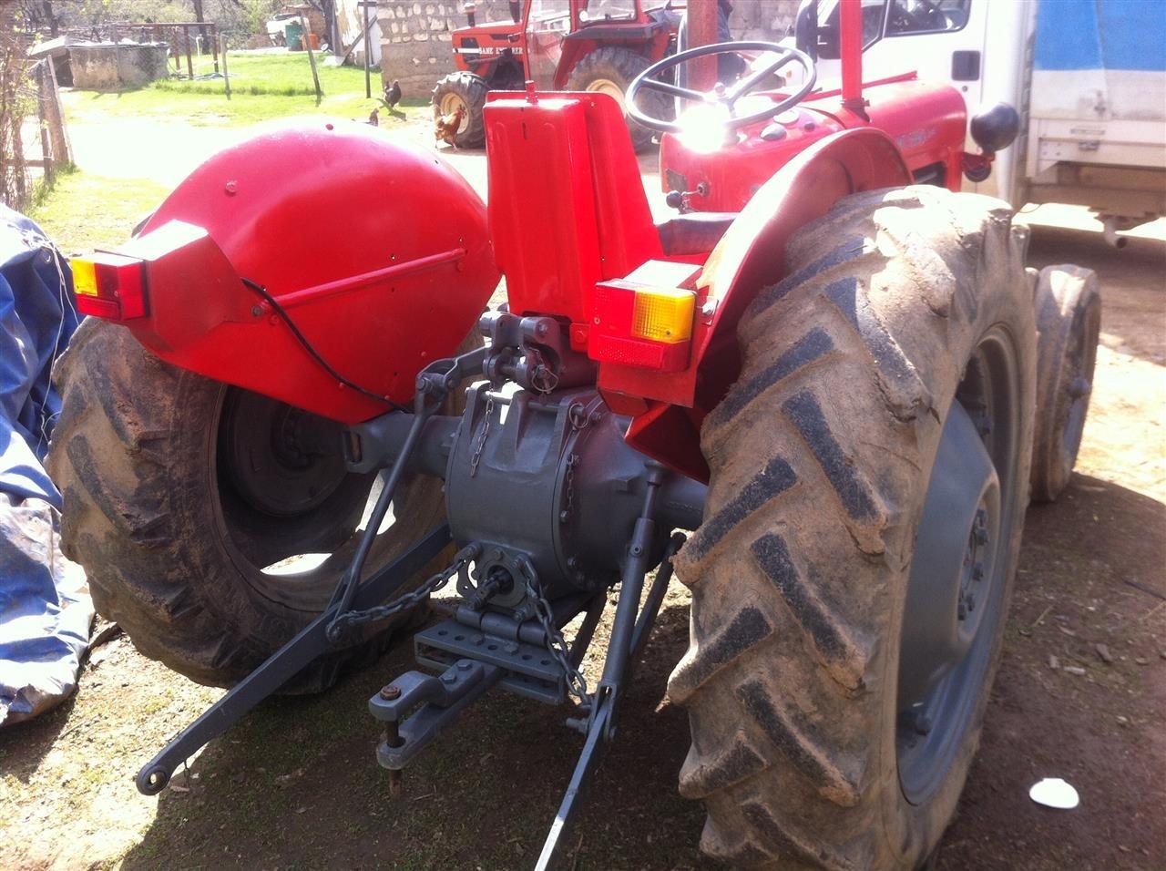Traktor-539-viti-87