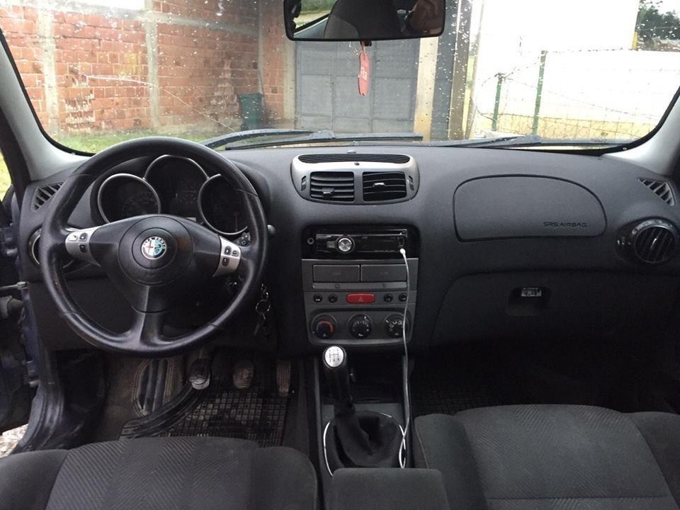 Alfa-romeo-147