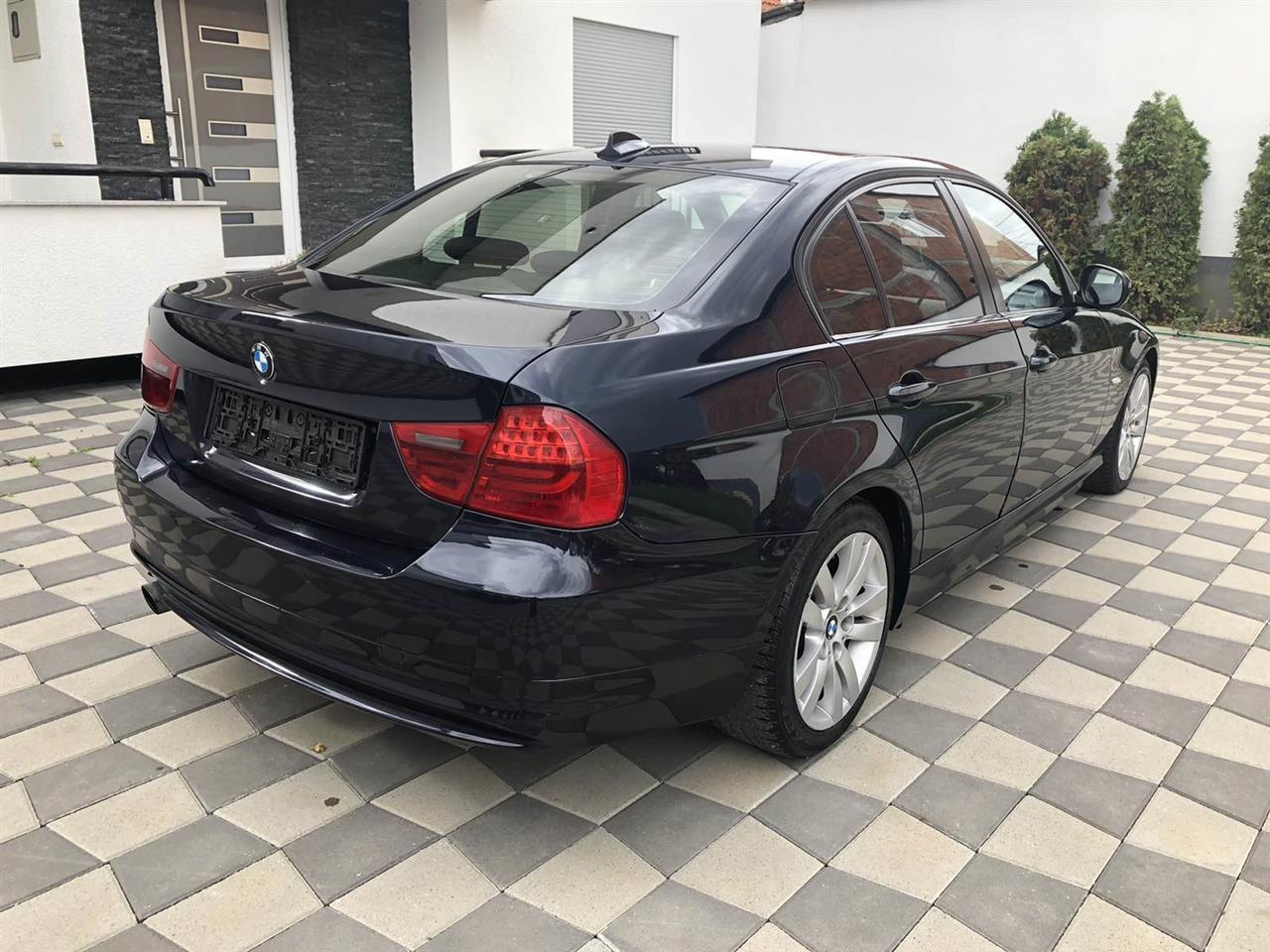 Bmw-320-d-E90-viti-2009-Facelift