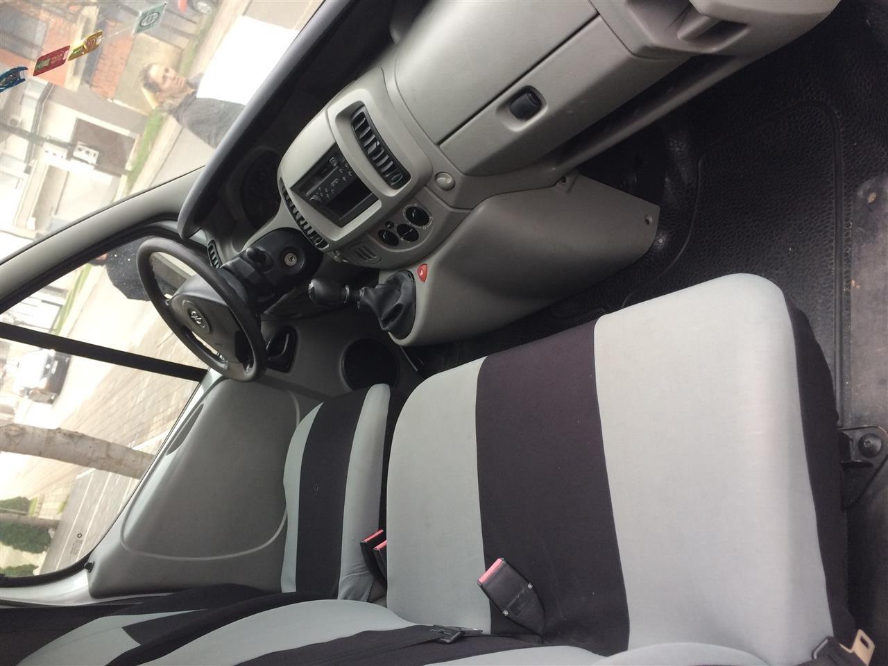 Opel-Vivaro