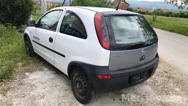 Opel Corsa 1 7 Dizell Pa Dogan Tel 044 11 30 16 Prishtin 235