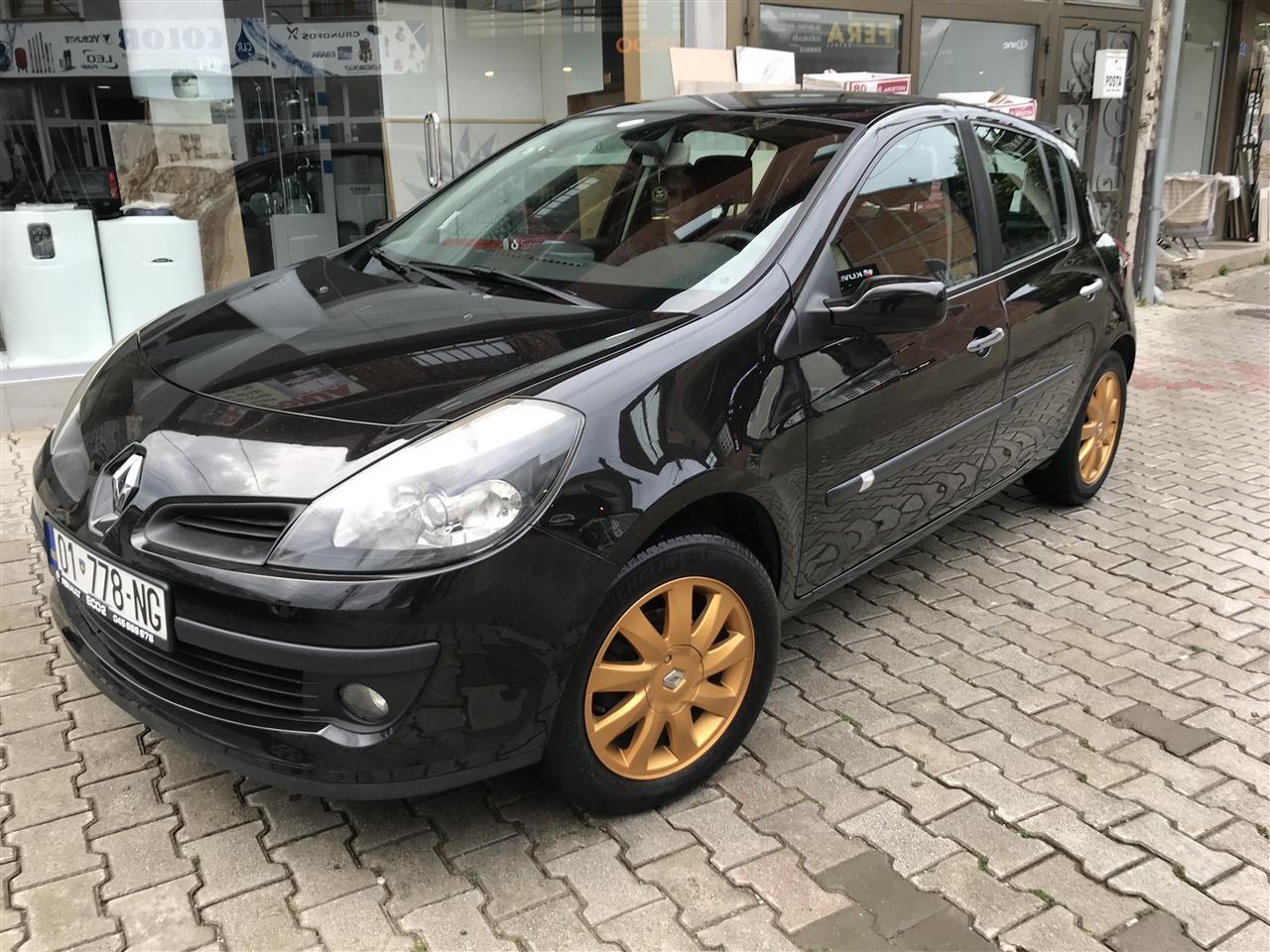 Renault-clio-