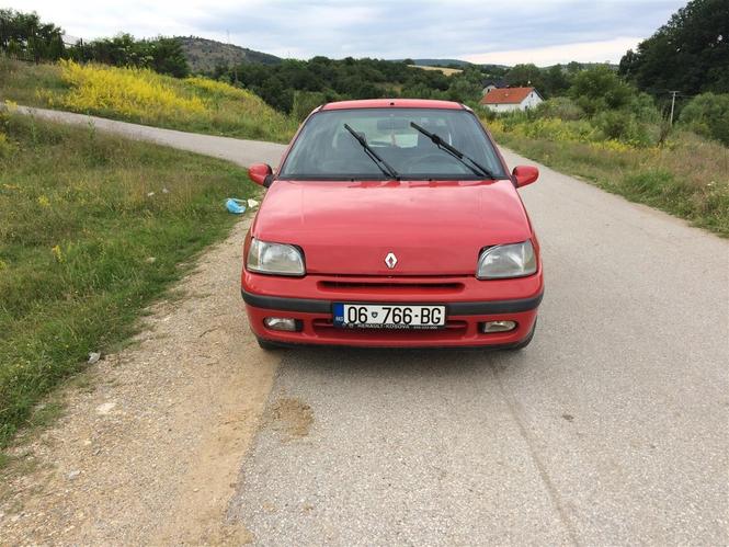 Ushit nga babà (06)