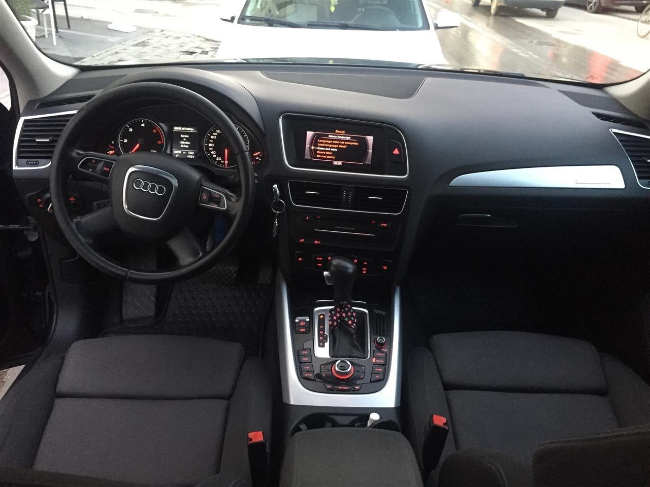 Audi-Q5--