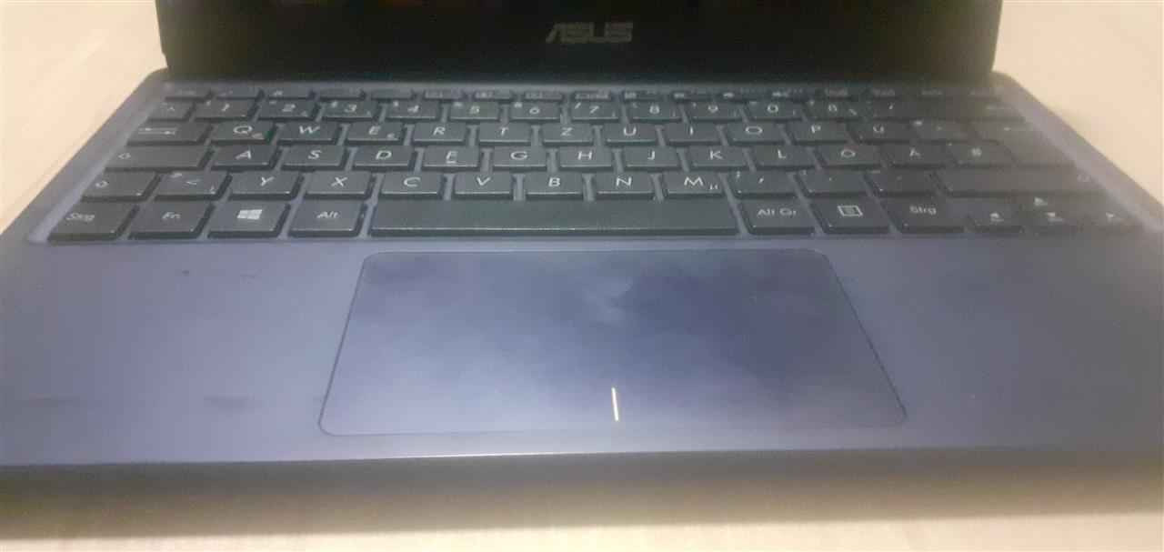 Asus