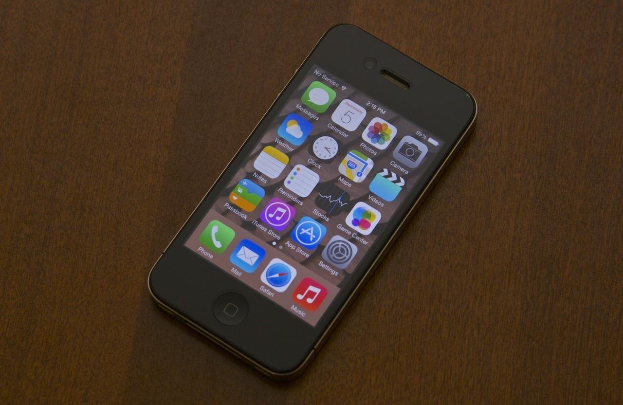 iPhone-4