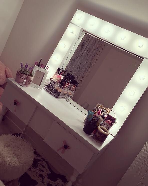 Komoda-per-make-up