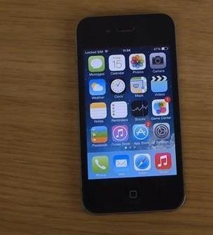 IPHONE 4 