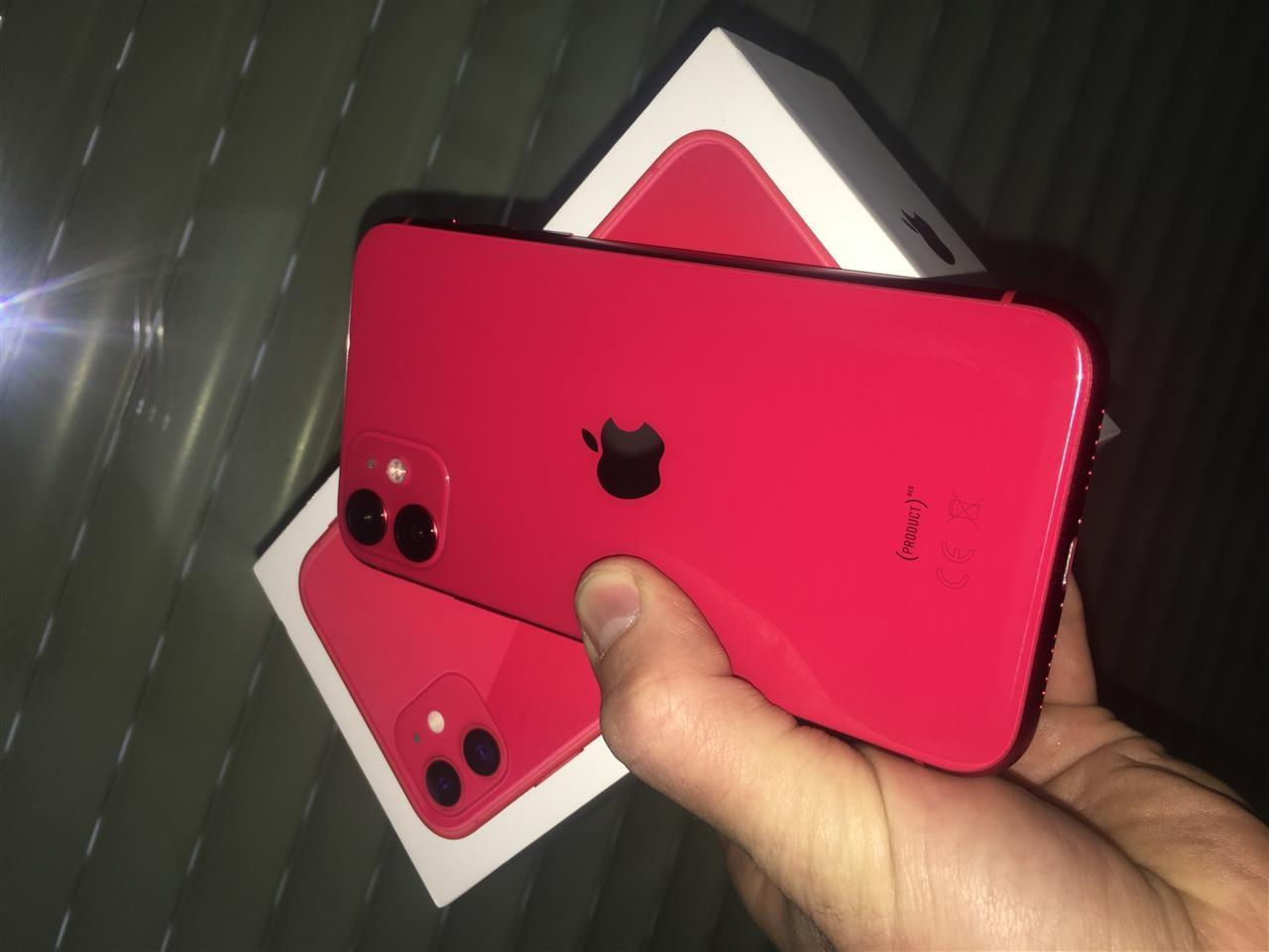 Iphone-11-Red---------