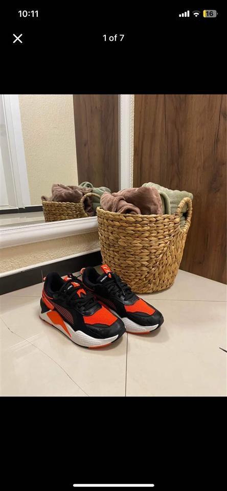 Shiten-atlete-Puma-RS-X---Nr-44Shiten-atlete-Puma-RS-X---Nr-