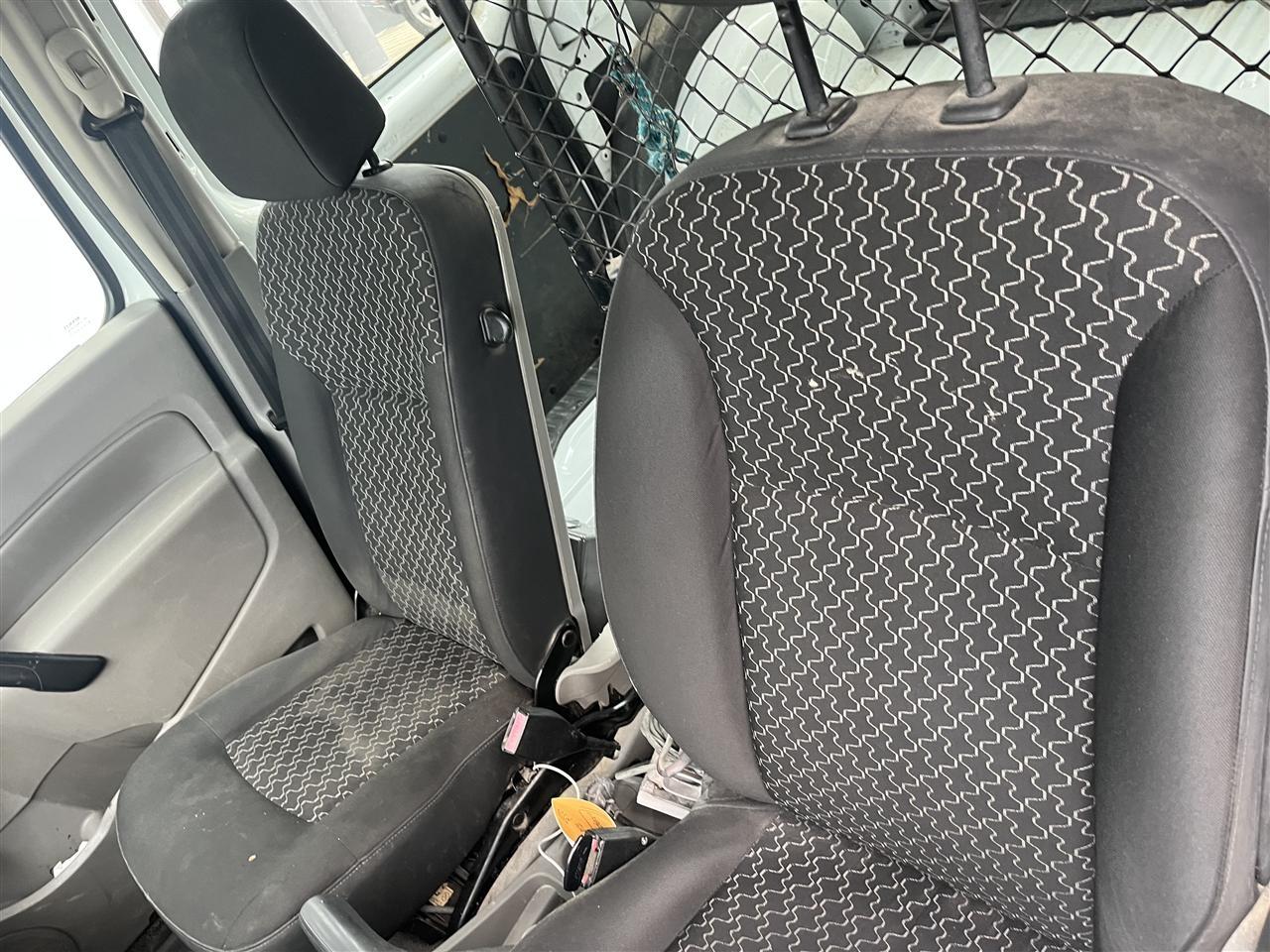 Renault-Kangoo-1-5-Dci