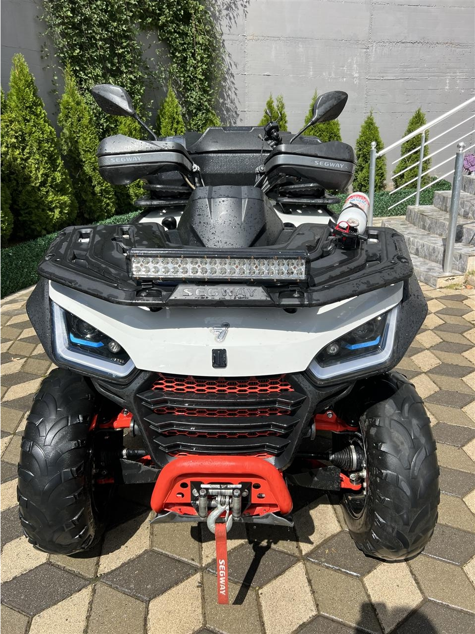 Shitet-motorri-segway-600-kubik--në-gjendje-Top--