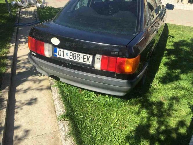 Audi 80