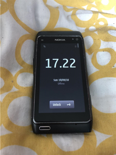 Nokia N8