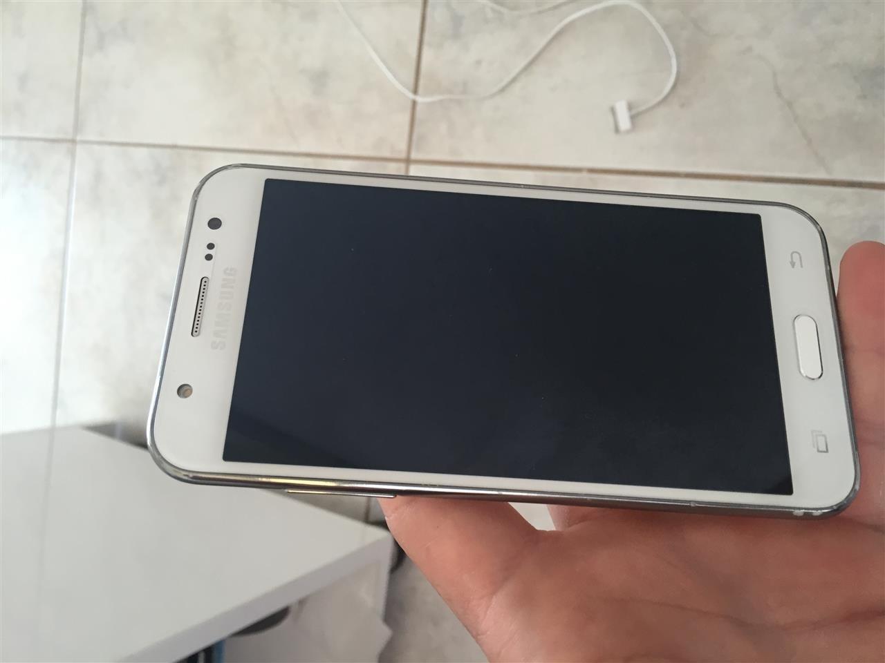 Samsung-j5