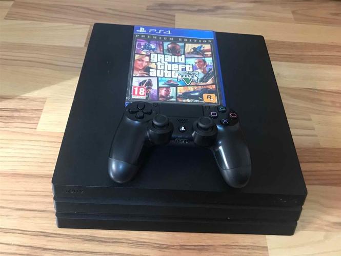 PS4 PRO