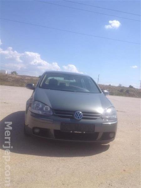VW-Golf-5--04