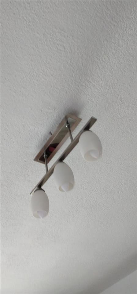 Llustera-me-drita-led