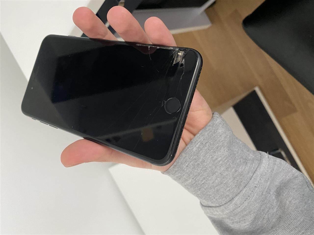 Shitet-iphone-8plus