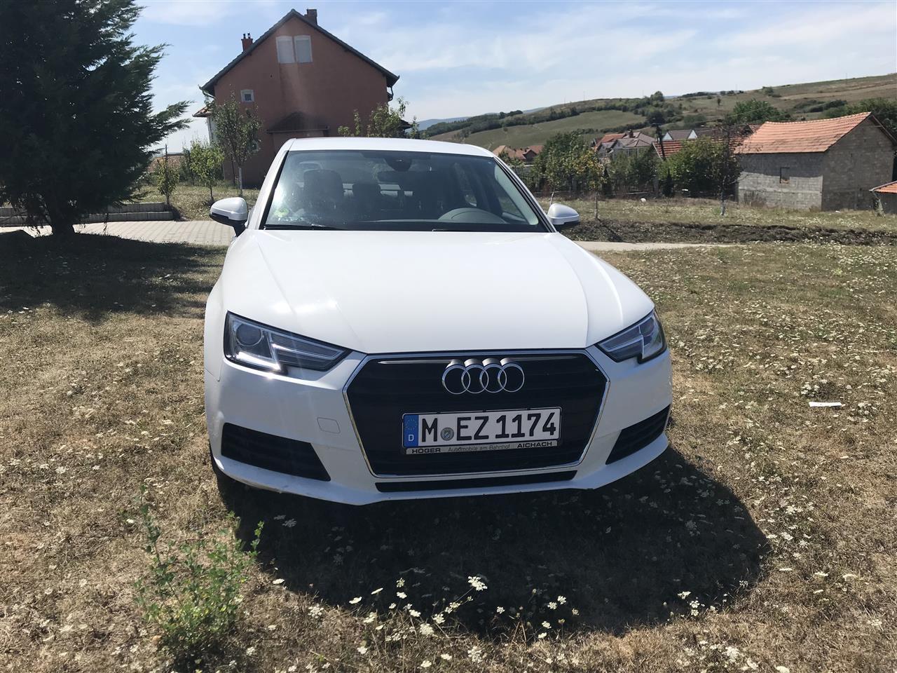 Audi-A4-2-0-