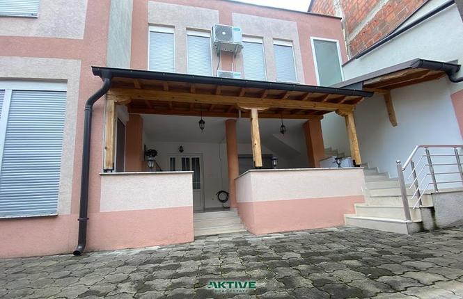 Shtëpi në Shtatkorrik