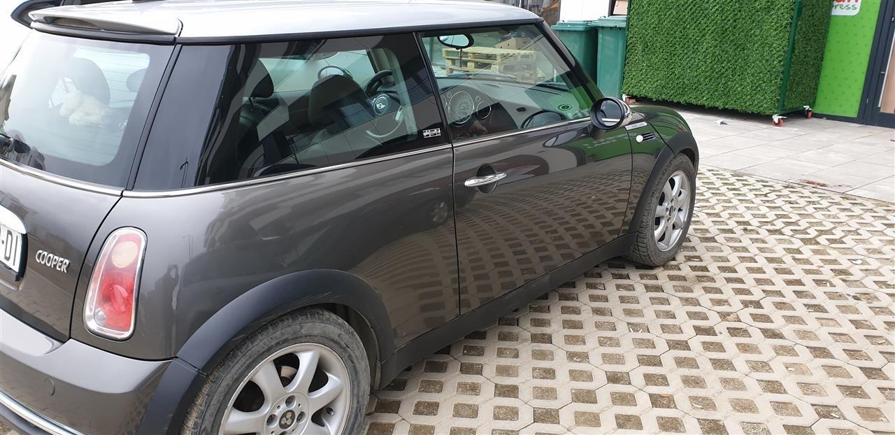 Mini-Cooper