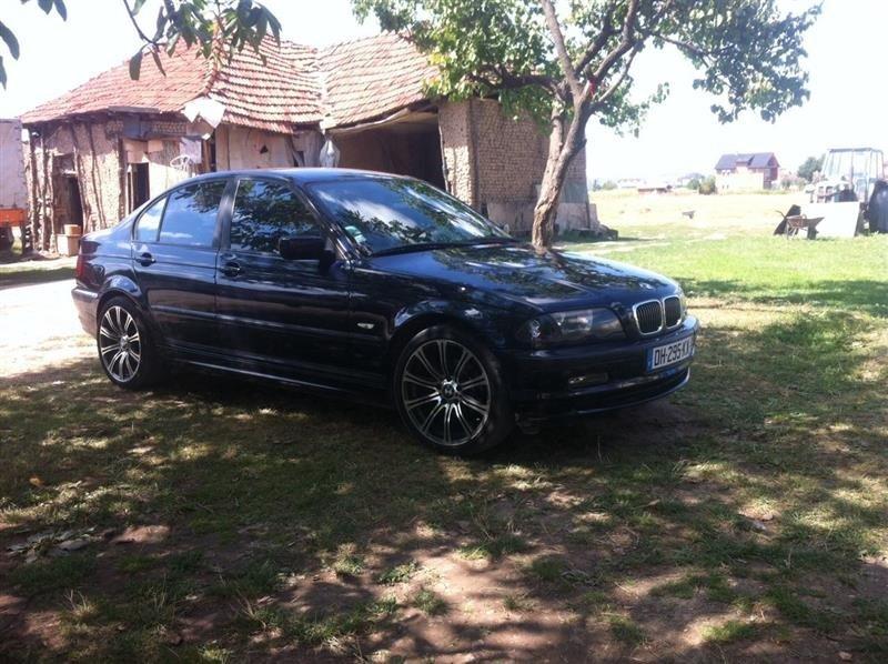 BMW-320d--02-