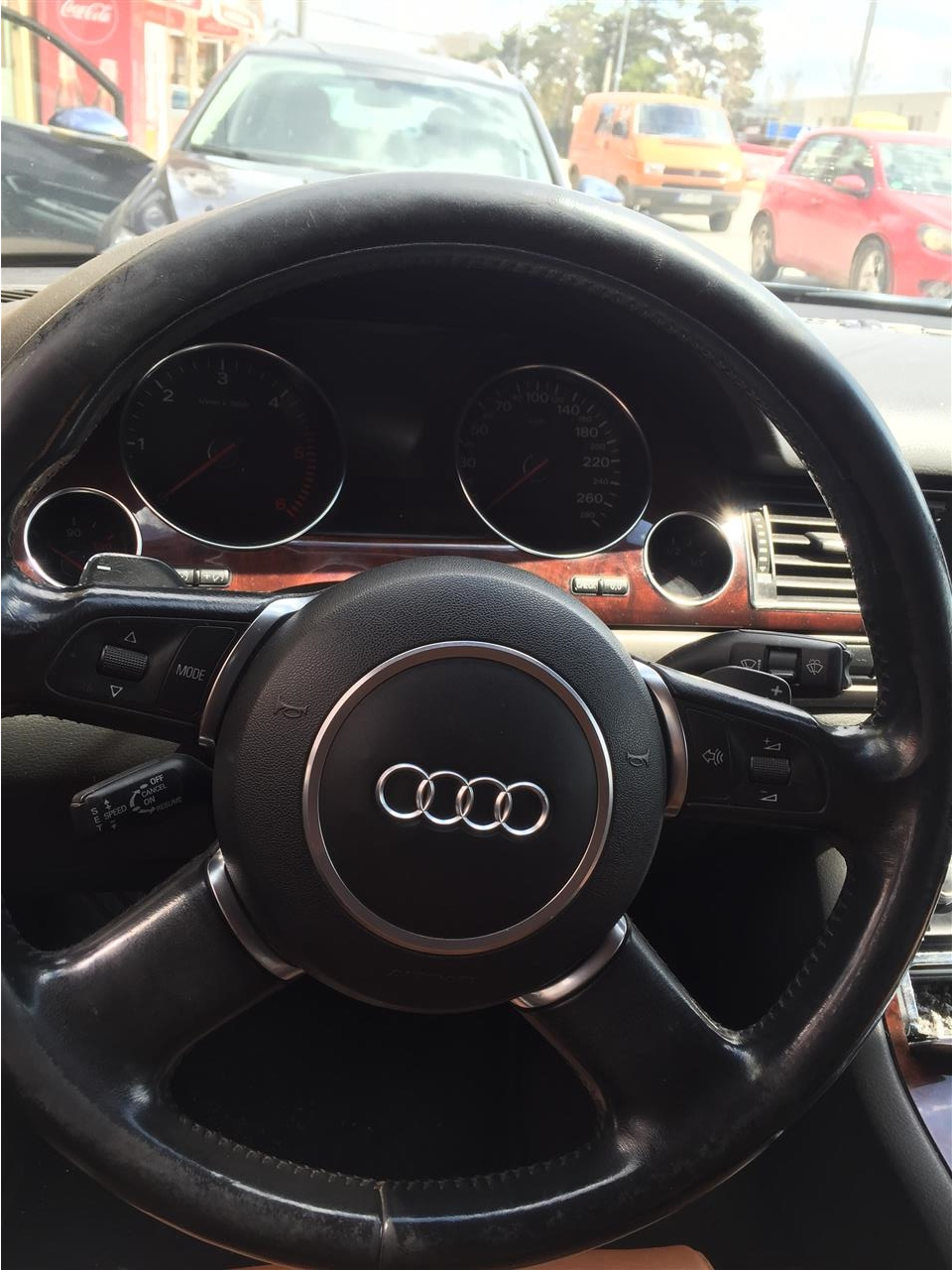 Audi-A8