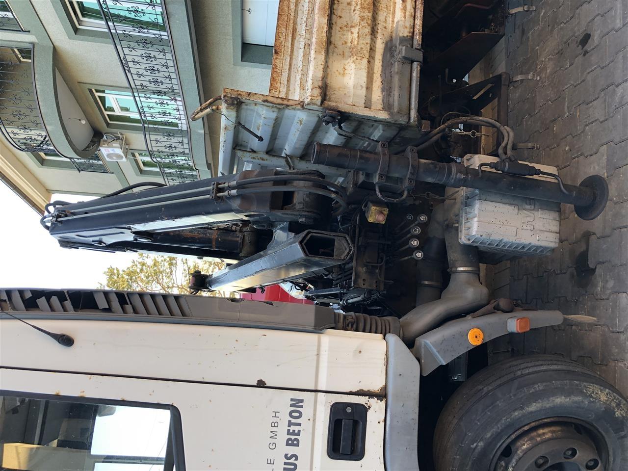 Iveco-kiper-me-kran