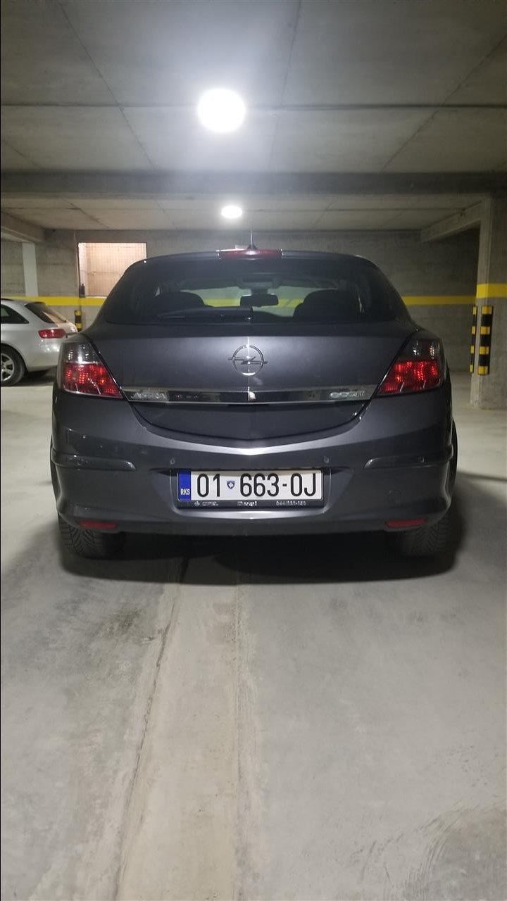 Opel-Astra-H-1-7-CDTI-
