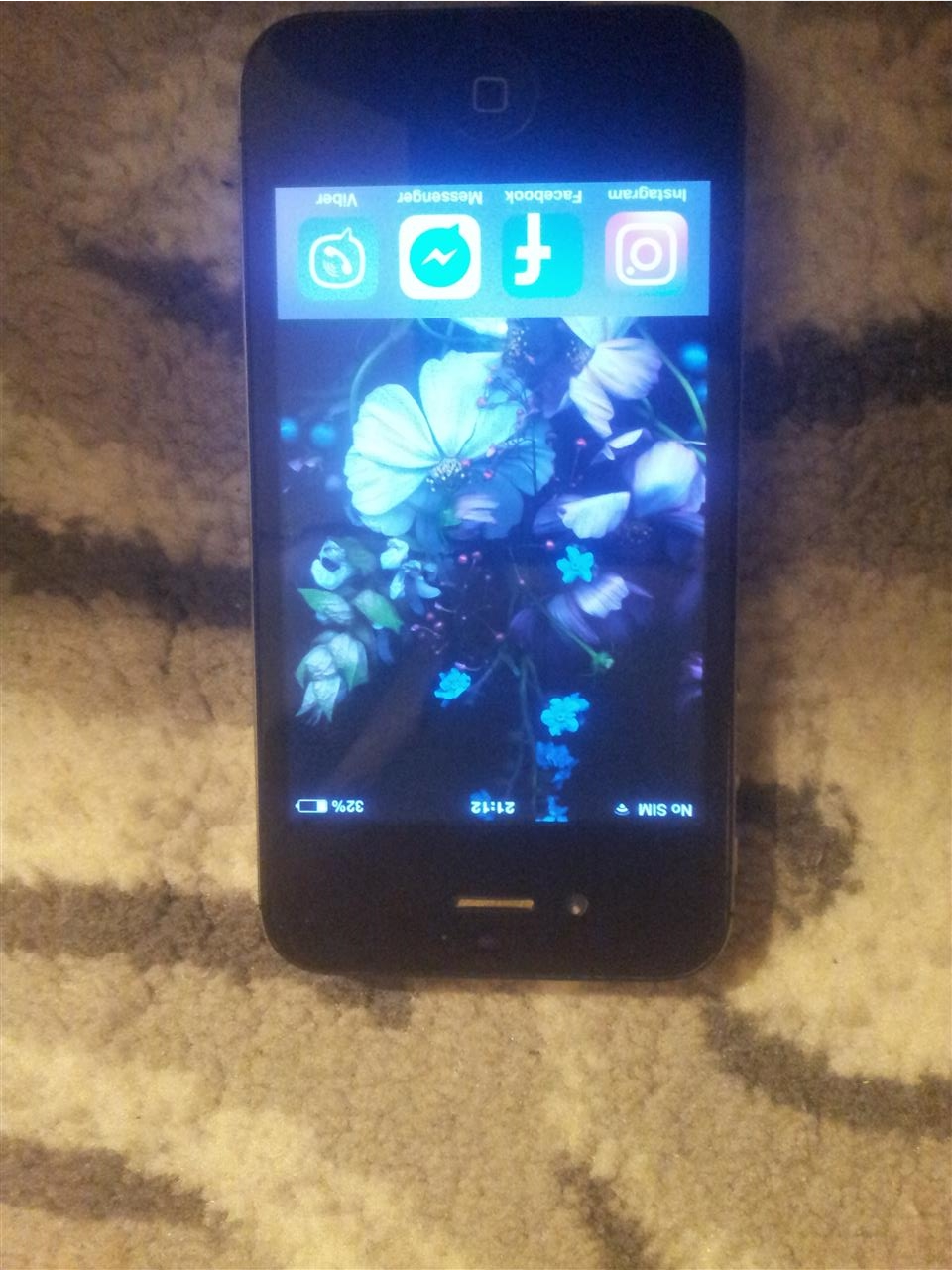2-iPhona-4s-