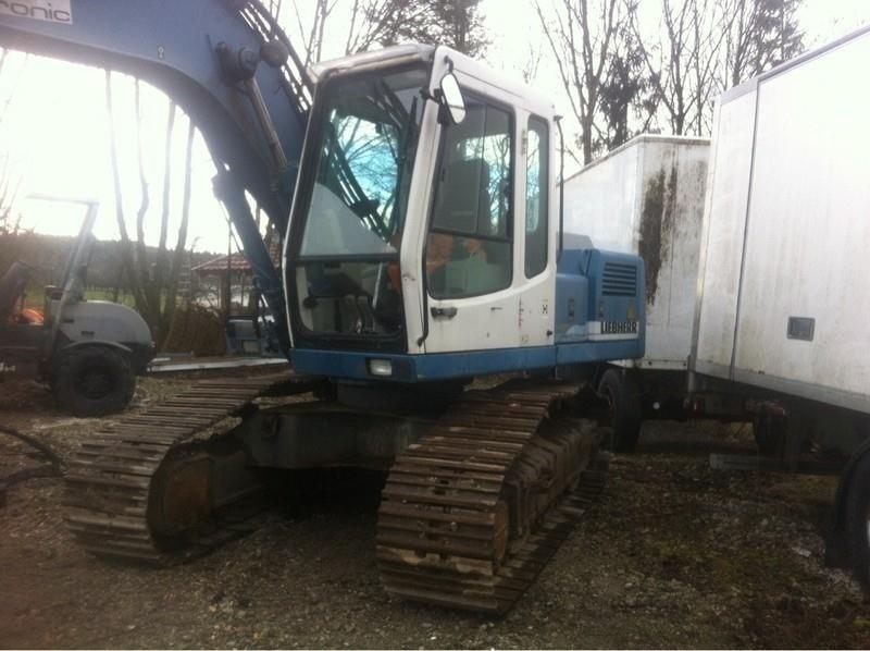 Liebherr-900