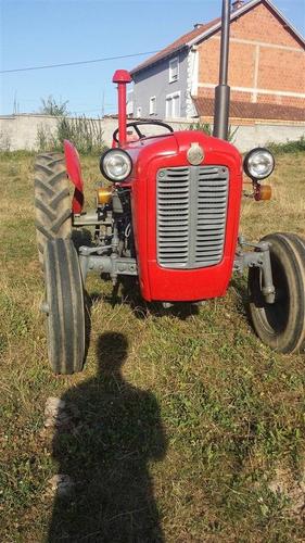 Traktor IMT