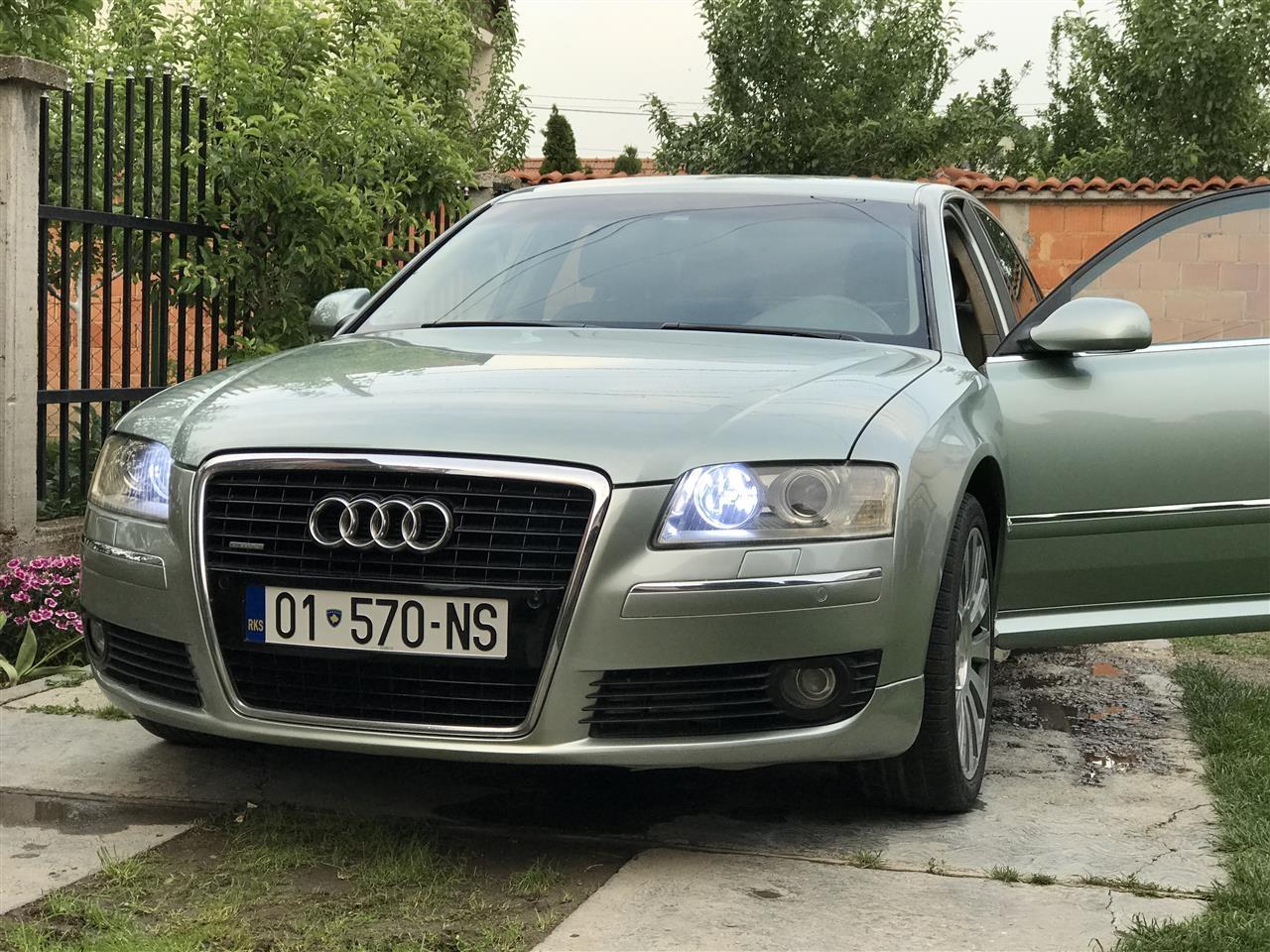 Shitet-audi-A8