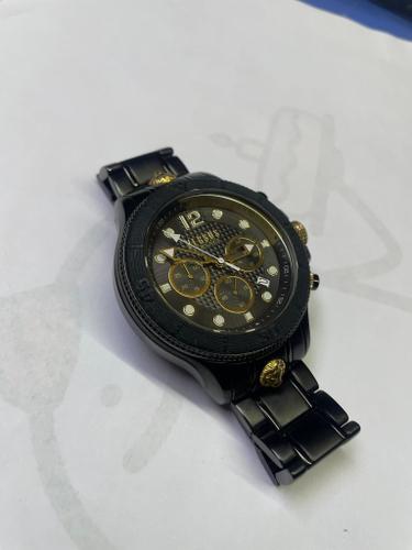 Ora Versace Versus