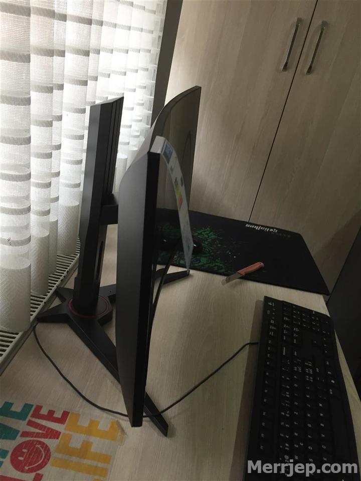 Monitor 24inch Curved 144hz Aoc Prishtine Monitor 24inch Curved 144hz Aoc Prishtine