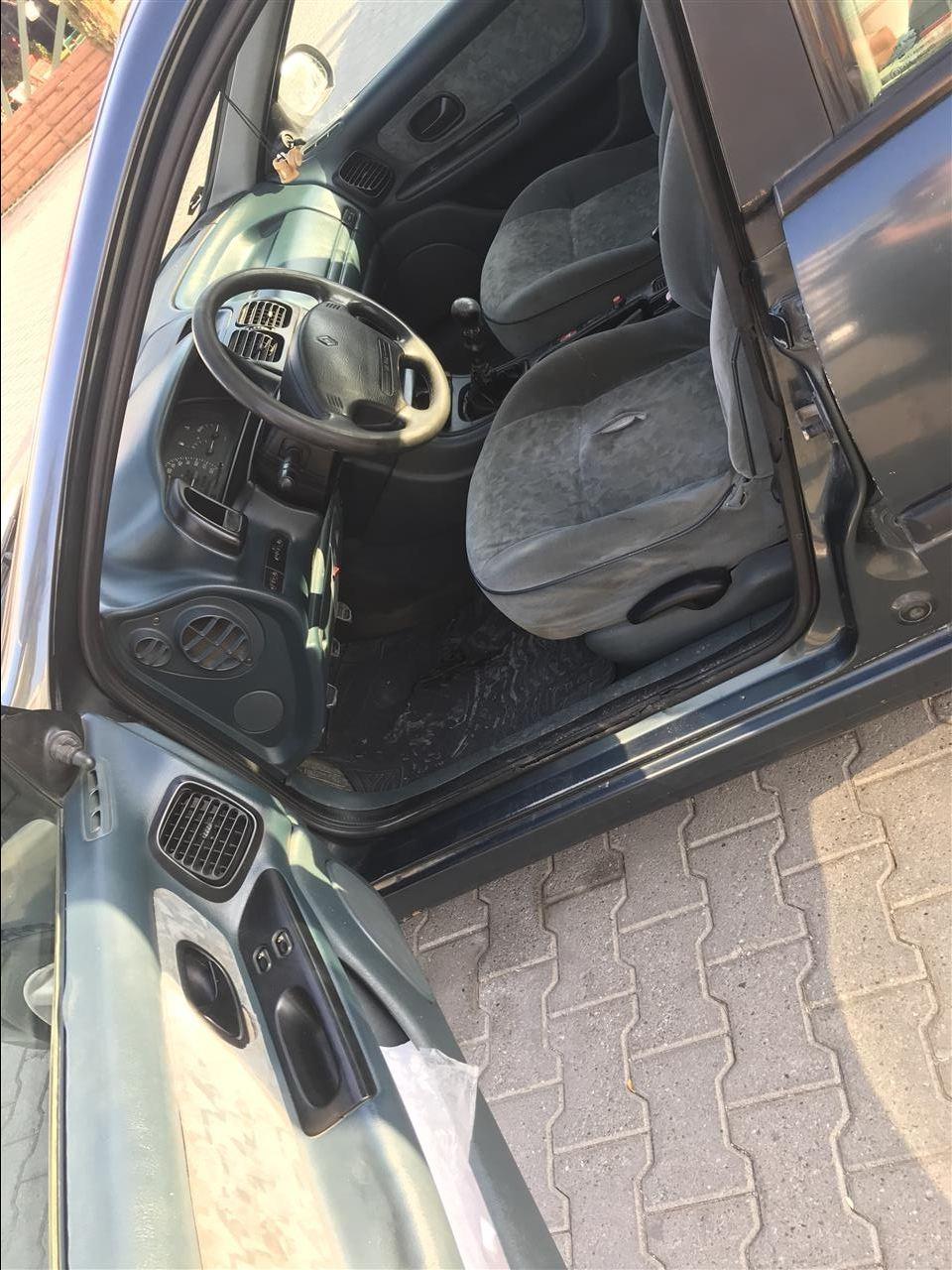 ----RENAULT-EXTRA-COMFOR-B+PLIN-RKS----