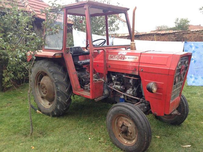Traktor 549