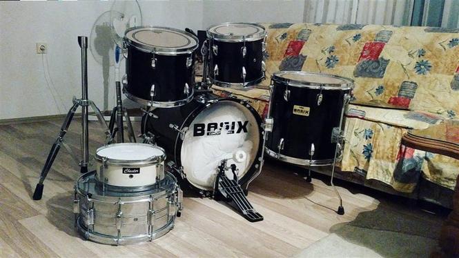 Shiten instrumentet muzikore