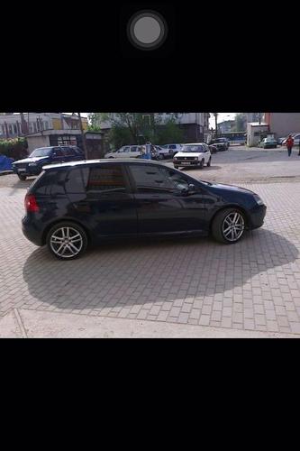 VW Golf -04 