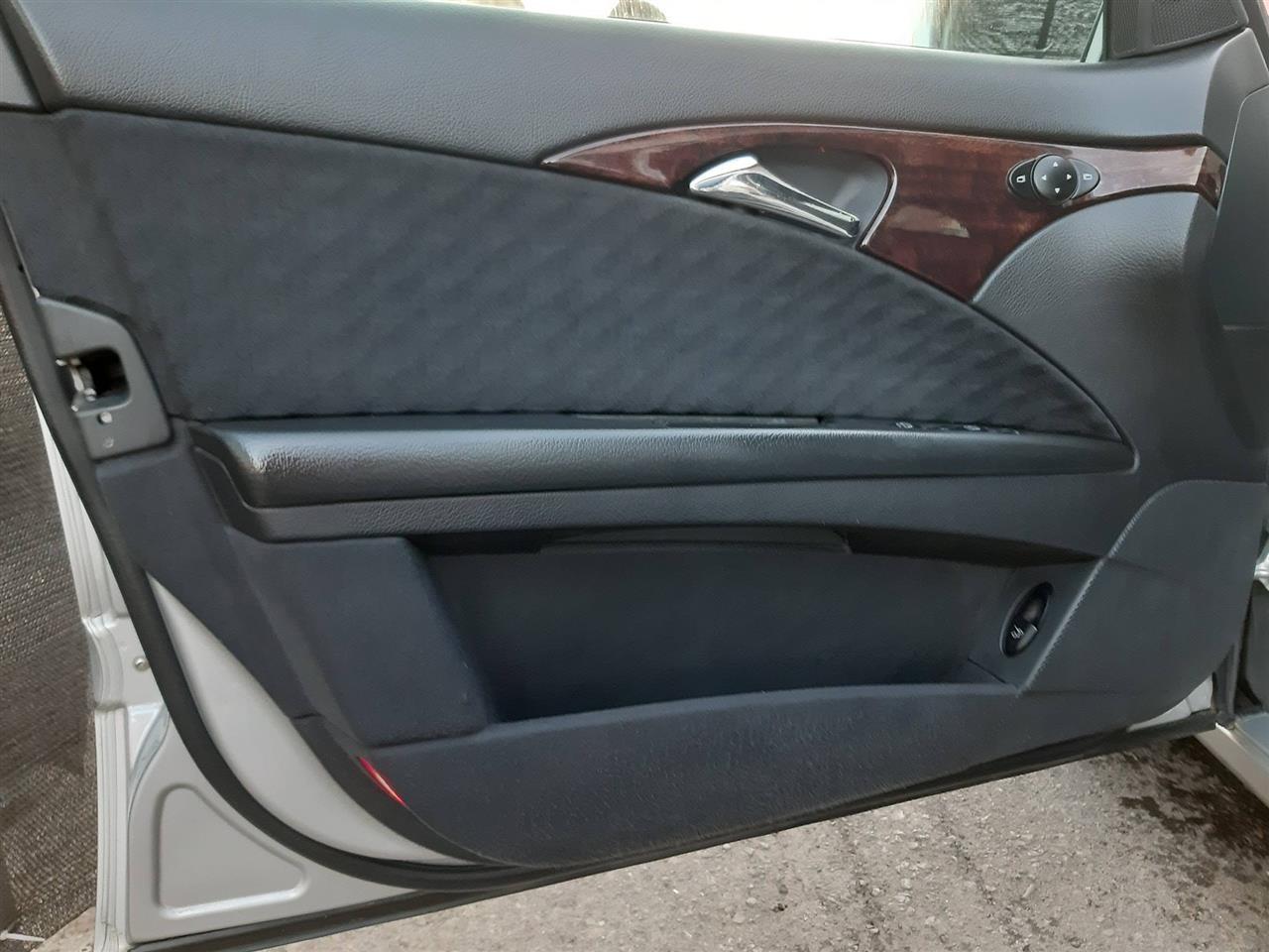 MERCEDES-E-CLASS-220-CDI-
