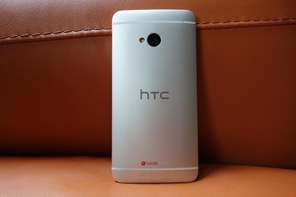 HTC One M7