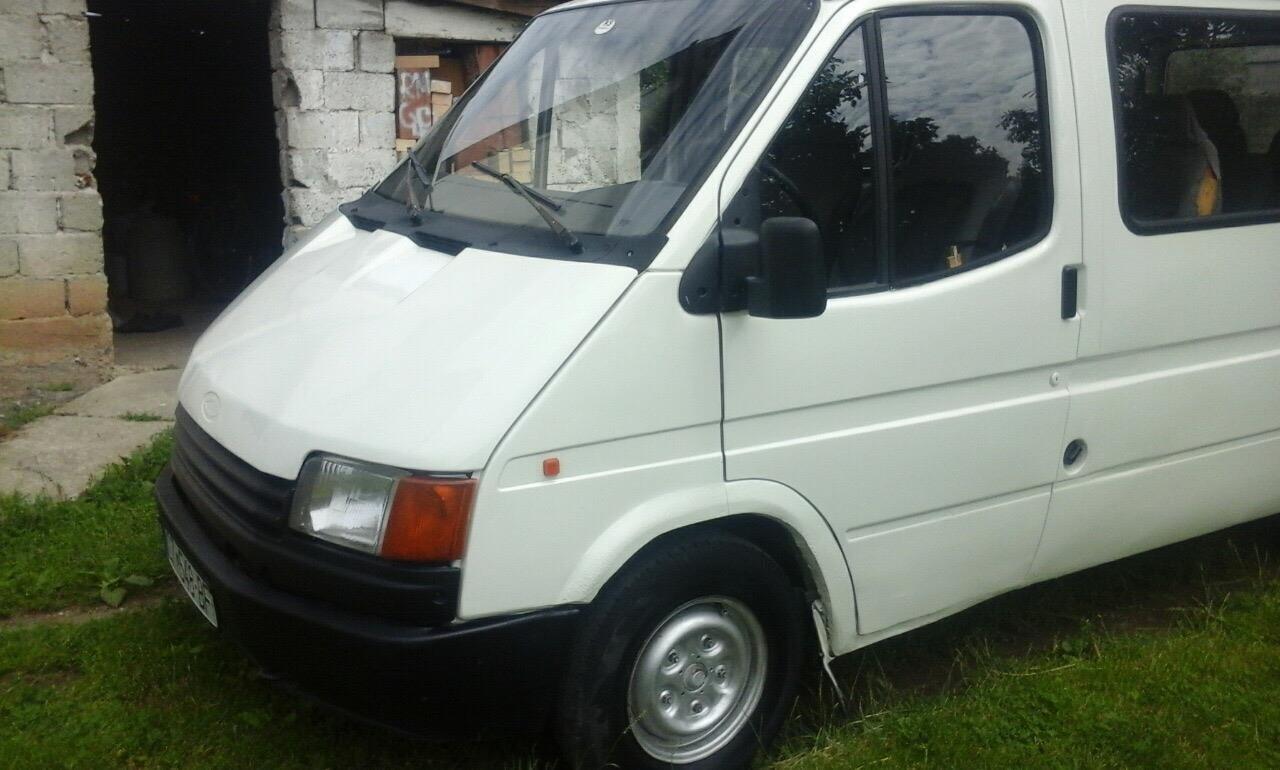 Bus-Ford-Transit